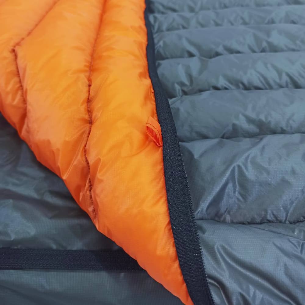 200 Pro Ultraligt sleeping bag loops