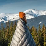 300-wide blanket-style sleeping bag for hiking